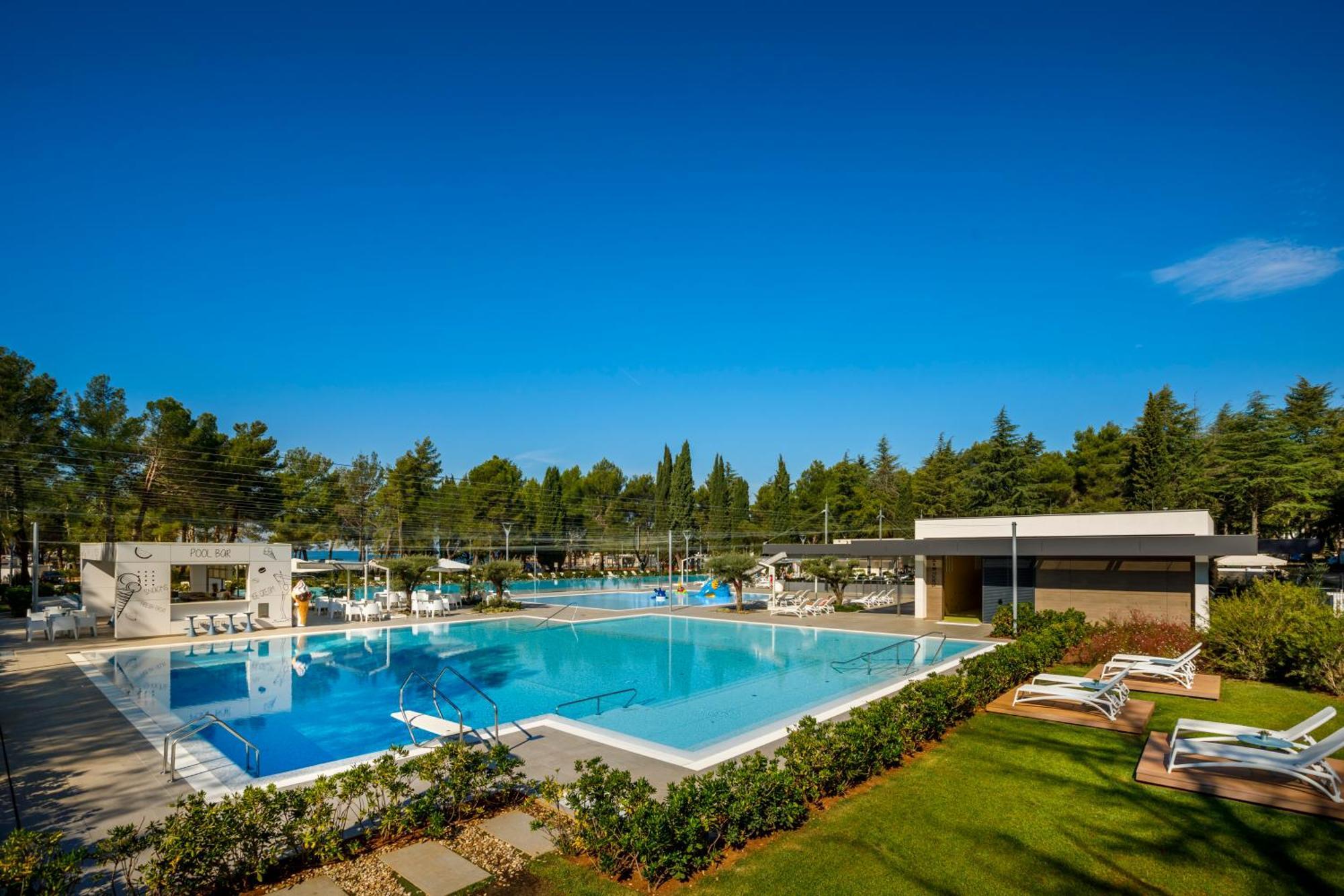 Maistra Camping Valkanela Pitches Funtana Exterior photo