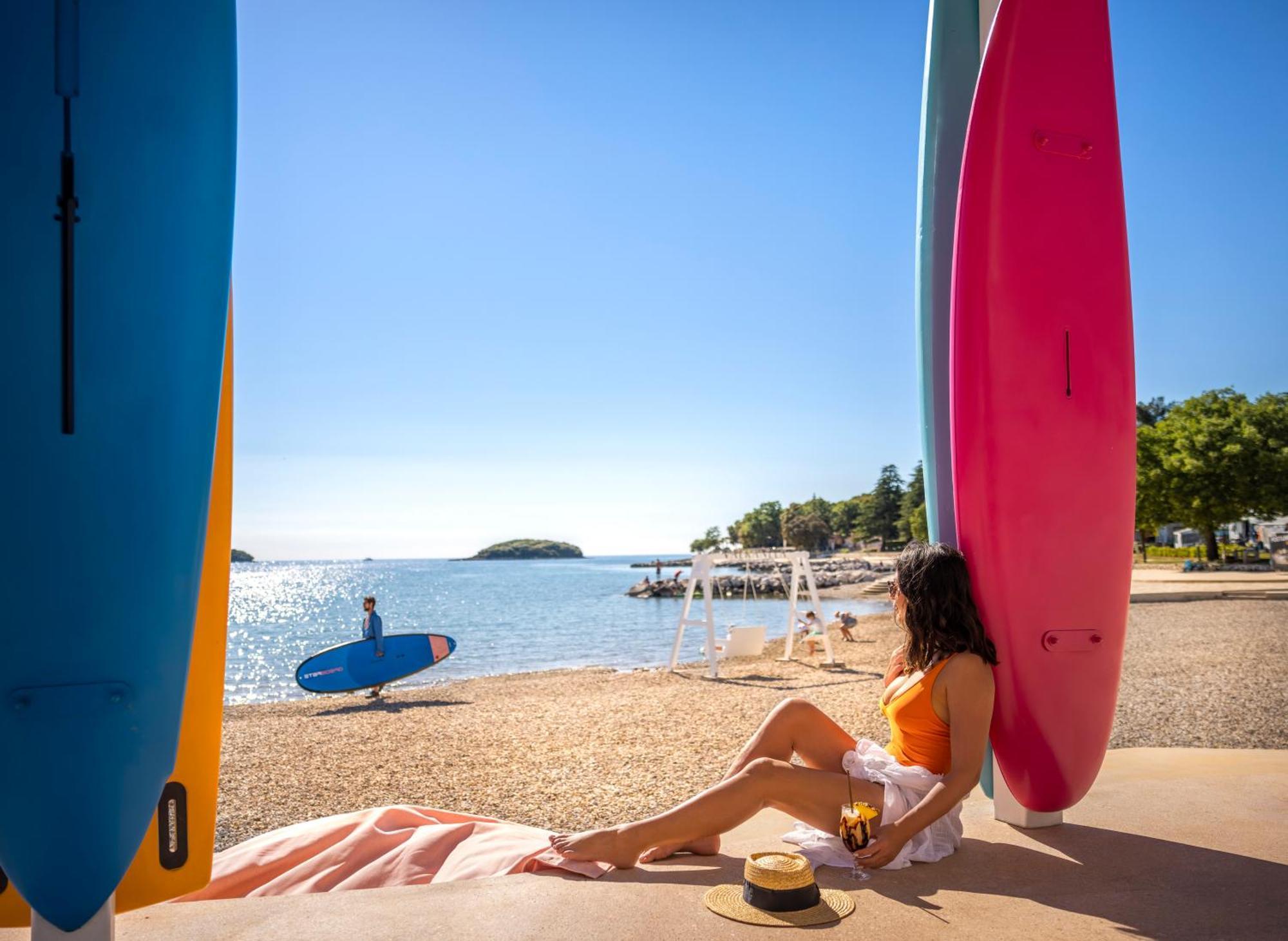 Maistra Camping Valkanela Pitches Funtana Exterior photo